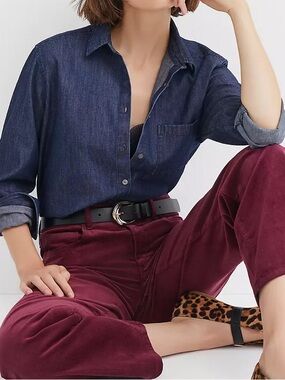 LOFT  Chambray Everyday Relaxed Pocket Shirt